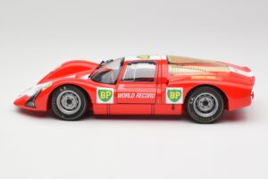 Porsche 906E BP World Record Runs Monza 1967 Minichamps 1:18 100676100 Metalli — kuva 4 / 8