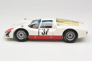 Porsche 906 K #37 V. Elford / B. Pon Porsche System 24 Hours of Le Mans 1967 Minichamps 1:18 100676137 Metalli — kuva 4 / 8