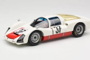 Porsche 906 K #37 V. Elford / B. Pon Porsche System 24 Hours of Le Mans 1967 Minichamps 1:18 100676137 Metalli