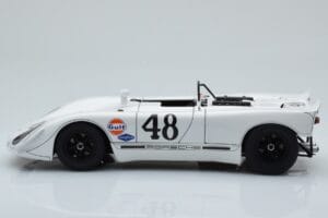 Porsche 908/02 #48 S. McQueen / P. Revson 12 Hours of Sebring 2nd Place Post Race Version 1970 AUTOart 1:18 87072 Metalli — kuva 4 / 8