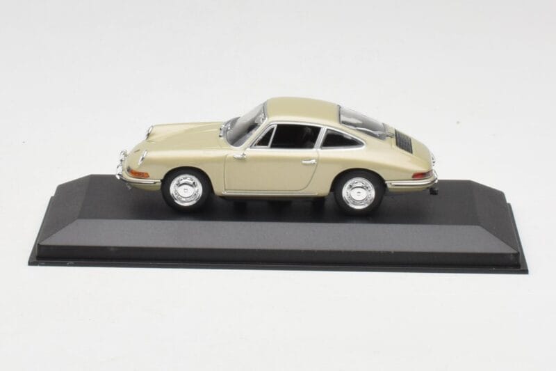 Porsche 911 901 Vaaleanpronssi Minichamps 1:43 PORSCHE002 Metalli
