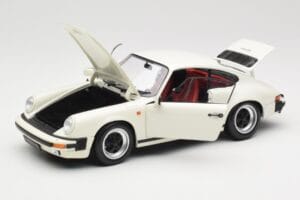 Porsche 911 930 Carrera 3.2 Grand Prix White Minichamps 1:18 100063024 Metalli — kuva 2 / 8