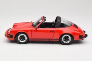 Porsche 911 930 Carrera Targa 3.2 Guards Red Minichamps 1:18 100063061 Metalli — kuva 5 / 9