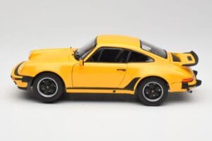 Porsche 911 930 Turbo 3.0 Keltainen Norev 1:18 187579 Metalli — kuva 4 / 8