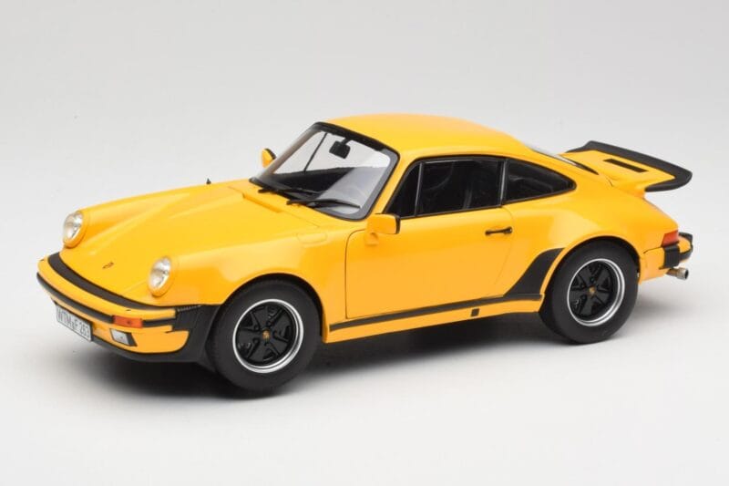 Porsche 911 930 Turbo 3.0 Keltainen Norev 1:18 187579 Metalli