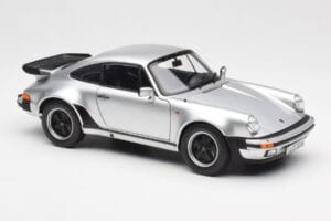Porsche 911 930 Turbo 3.3 Hopea Norev 1:18 187574 Metalli — kuva 6 / 8