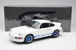 Porsche 911 2.7 RS Grand Prix Valkoinen GT Spirit 1:12 GT921 Hartsi — kuva 6 / 6