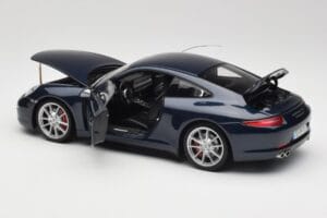 Porsche 911 991 Carrera S Blue Metallic Minichamps 1:18 WAP0210200C Metalli — kuva 5 / 8