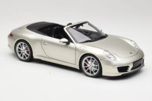 Porsche 911 991 Carrera S Cabriolet GT Hopea Metallic Minichamps 1:18 100061030 Metalli — kuva 6 / 8