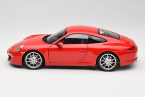 Porsche 911 991 Carrera S Guards Punainen Minichamps 1:18 100061020 Metalli — kuva 4 / 8