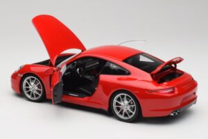 Porsche 911 991 Carrera S Guards Punainen Minichamps 1:18 100061020 Metalli — kuva 5 / 8