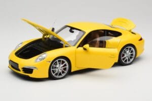 Porsche 911 991 Carrera S Racing Yellow Minichamps 1:18 100061021 Metalli — kuva 2 / 8
