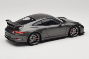 Porsche 911 991 GT3 Grey Metallic Minichamps 1:18 110062720 Metalli — kuva 3 / 8