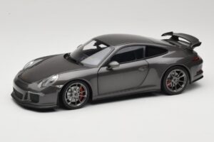 Porsche 911 991 GT3 Grey Metallic Minichamps 1:18 110062720 Metalli