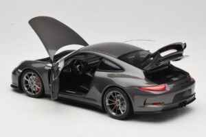 Porsche 911 991 GT3 Grey Metallic Minichamps 1:18 110062720 Metalli — kuva 5 / 8