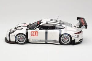 Porsche 911 991 GT3 R #911 2015 Minichamps 1:18 155156000 Metalli — kuva 3 / 6