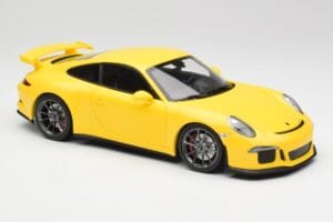 Porsche 911 991 GT3 Racing Keltainen & Hopeavanteet Minichamps 1:18 110062722 Metalli — kuva 6 / 8