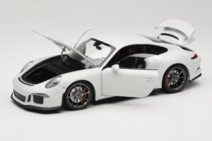 Porsche 911 991 GT3 Valkoinen Hopeavanteilla Minichamps 1:18 113062721 Metalli — kuva 2 / 8