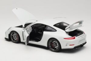 Porsche 911 991 GT3 Valkoinen Hopeavanteilla Minichamps 1:18 113062721 Metalli — kuva 5 / 8