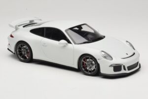 Porsche 911 991 GT3 Valkoinen Hopeavanteilla Minichamps 1:18 113062721 Metalli — kuva 6 / 8