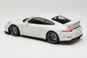 Porsche 911 991 GT3 Valkoinen Hopeavanteilla Minichamps 1:18 113062721 Metalli — kuva 7 / 8