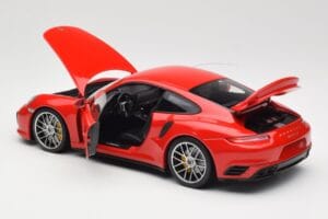 Porsche 911 991 Turbo S Guards Red Minichamps 1:18 110067122 Metalli — kuva 5 / 8