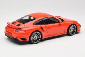 Porsche 911 991 Turbo S Lava Orange Minichamps 1:18 110067120 Metalli — kuva 3 / 8