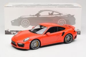 Porsche 911 991 Turbo S Lava Orange Minichamps 1:18 110067120 Metalli — kuva 8 / 8
