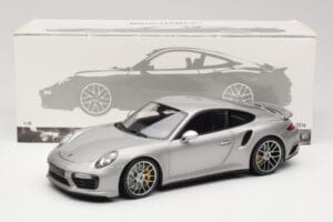 Porsche 911 991 Turbo S Hopea Minichamps 1:18 113067126 Metalli — kuva 8 / 8