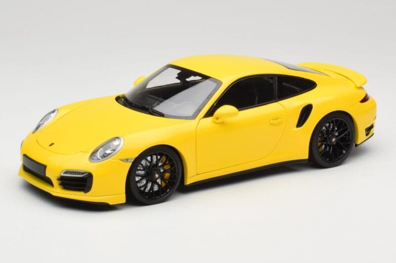 Porsche 911 991 Turbo S Keltainen Mustilla Vanteilla Minichamps 1:18 110062321 Metalli