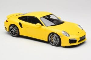 Porsche 911 991 Turbo S Keltainen Hopeavanteilla Minichamps 1:18 110062322 Metalli — kuva 6 / 8