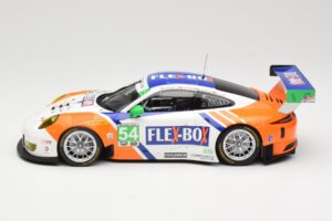 Porsche 911 991.1 GT3 R Core Autosport #54 J. Bennett / C. Braun / P. Long / N. Jonsson 24 Hours of Daytona 2017 Minichamps 1 — kuva 3 / 6