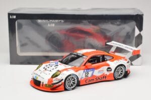 Porsche 911 991.1 GT3 R Manthey Racing #12 F. Klohs / P. Renauer 24 Hours Nurburgring 2017 Minichamps 1:18 155176912 Metalli — kuva 6 / 6