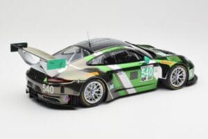 Porsche 911 991.1 GT3 R #540 Black Swan Racing P. Long / T. Pilgrim 24h Daytona 2016 Minichamps 1:18 155166540 Metalli — kuva 2 / 6