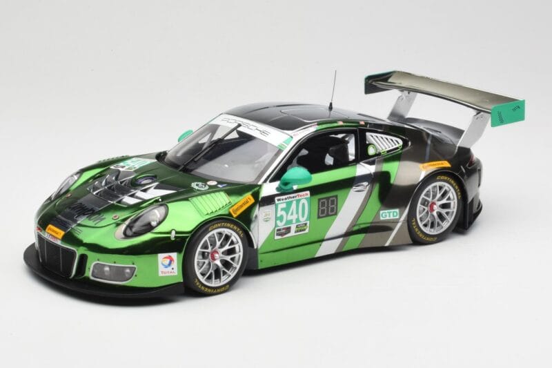Porsche 911 991.1 GT3 R #540 Black Swan Racing P. Long / T. Pilgrim 24h Daytona 2016 Minichamps 1:18 155166540 Metalli