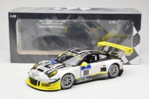 Porsche 911 991.1 GT3 R #911 Manthey Racing N. Tandy / E. Bamber 24h Nurburgring 2016 Minichamps 1:18 155166911 Metalli — kuva 6 / 6