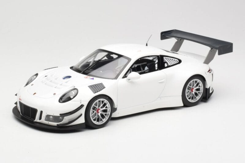 Porsche 911 991.1 GT3 R Valkoinen Hopeavanteilla Minichamps 1:18 153166000 Metalli