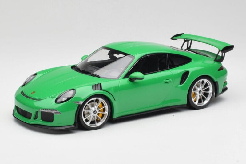 Porsche 911 991.1 GT3 RS Lizard Vihreä & Hopeat Pyörät Minichamps 1:18 153066229 Metalli
