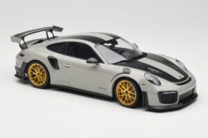 Porsche 911 991.2 GT2 RS Chalk Weissach Package Kultaiset Vanteet Minichamps 1:18 155068304 Metalli — kuva 4 / 6