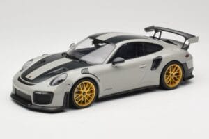 Porsche 911 991.2 GT2 RS Chalk Weissach Package Kultaiset Vanteet Minichamps 1:18 155068304 Metalli