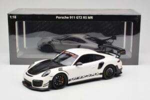 Porsche 911 991.2 GT2 RS Manthey Racing Valkoinen Minichamps 1:18 MR-911-GT3RS-1802-W Metalli — kuva 6 / 6