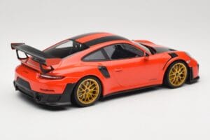 Porsche 911 991.2 GT2 RS Oranssi Weissach Package Kultaiset Vanteet Minichamps 1:18 155068305 Metalli — kuva 2 / 6