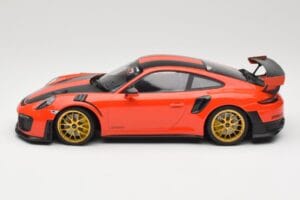 Porsche 911 991.2 GT2 RS Oranssi Weissach Package Kultaiset Vanteet Minichamps 1:18 155068305 Metalli — kuva 3 / 6