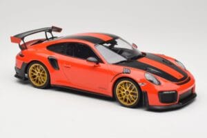 Porsche 911 991.2 GT2 RS Oranssi Weissach Package Kultaiset Vanteet Minichamps 1:18 155068305 Metalli — kuva 4 / 6
