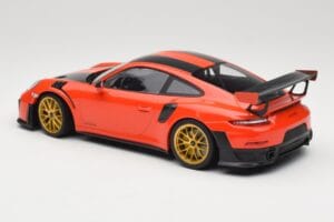 Porsche 911 991.2 GT2 RS Oranssi Weissach Package Kultaiset Vanteet Minichamps 1:18 155068305 Metalli — kuva 5 / 6