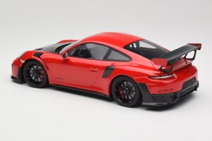 Porsche 911 GT2 RS 991.2 Punainen Mustat Vanteet Minichamps 1:18 155968307 Metalli — kuva 5 / 6