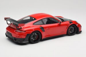 Porsche 911 GT2 RS 991.2 Punainen Mustat Vanteet Minichamps 1:18 155968307 Metalli — kuva 2 / 6