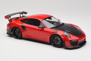 Porsche 911 GT2 RS 991.2 Punainen Mustat Vanteet Minichamps 1:18 155968307 Metalli — kuva 4 / 6