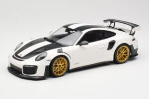 Porsche 911 991.2 GT2 RS Weissach Package Valkoinen Kultaisilla Vanteilla Minichamps 1:18 153068308 Metalli