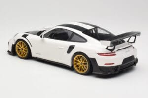Porsche 911 991.2 GT2 RS Weissach Package Valkoinen Kultaisilla Vanteilla Minichamps 1:18 153068308 Metalli — kuva 5 / 6